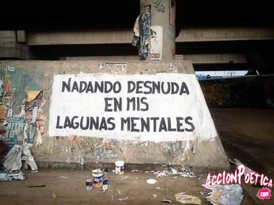 Nadando desnuda en mis lagunas mentales